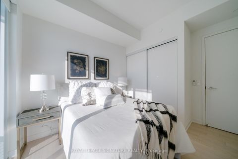 Photo 14 at 711 - 15 Queens Quay E, Waterfront Communities C8, Toronto