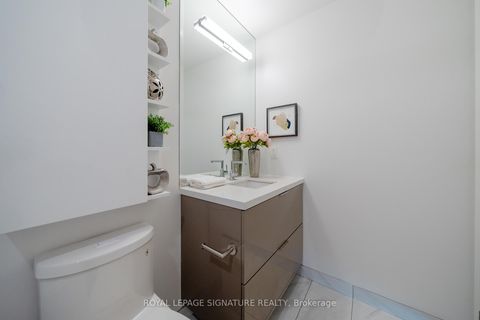 Photo 16 at 711 - 15 Queens Quay E, Waterfront Communities C8, Toronto