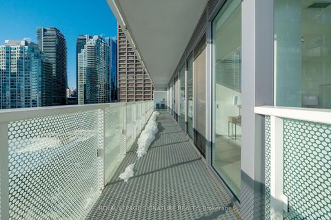 Photo 26 at 711 - 15 Queens Quay E, Waterfront Communities C8, Toronto