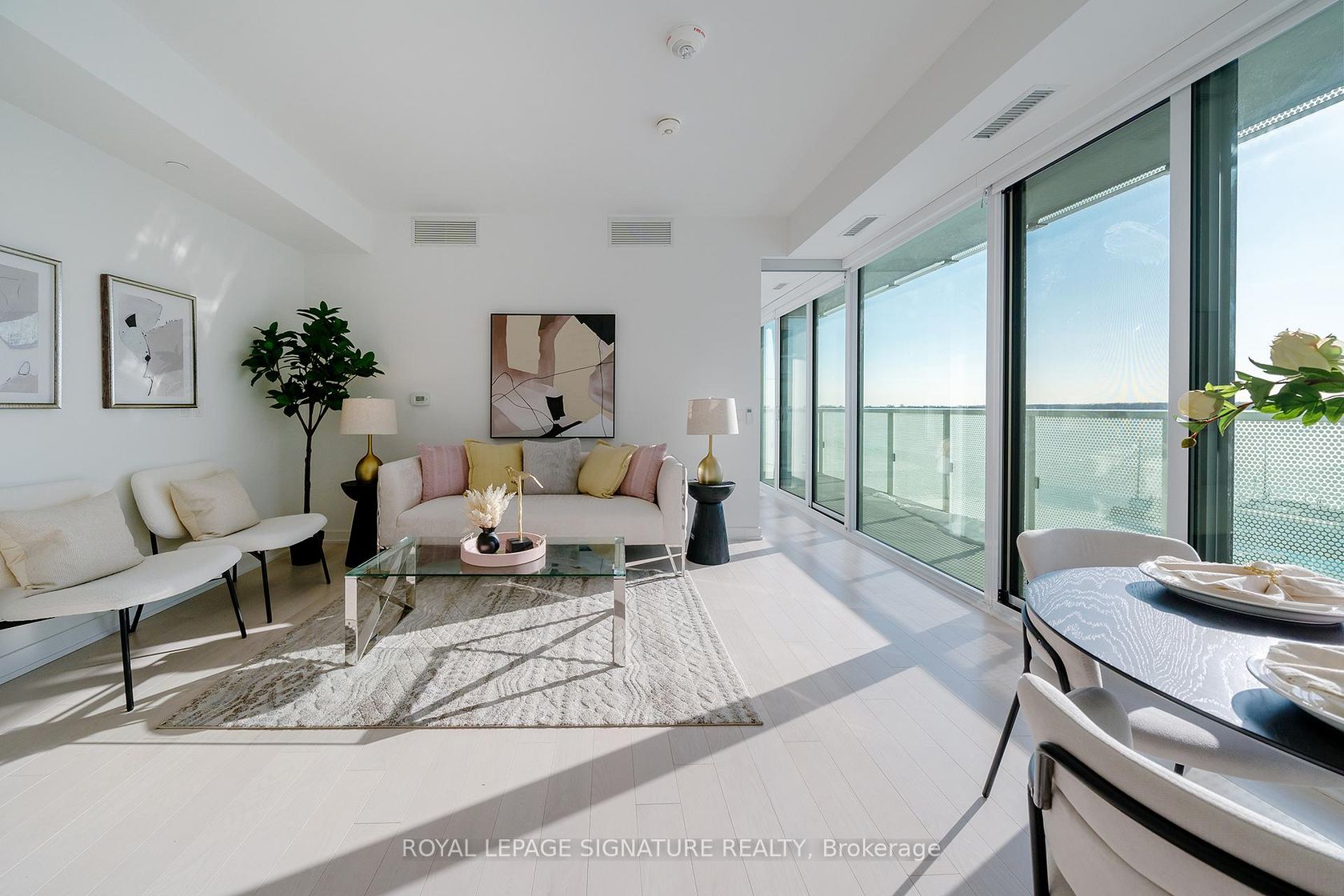 711 - 15 Queens Quay E, Waterfront Communities C8, Toronto 