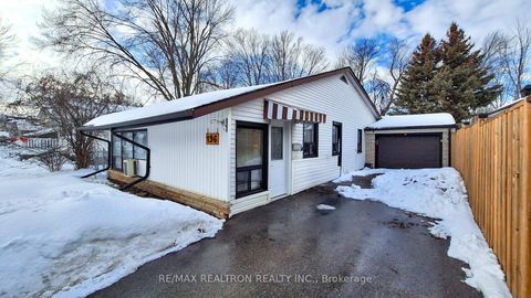 Photo 1 at 196 Ways Bay Drive, Keswick North, Georgina