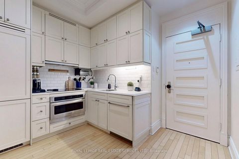 Photo 11 at 316 - 22 Leader Lane, Yonge Corridor, Toronto