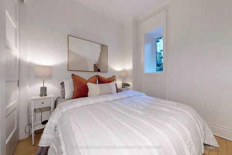 Photo 13 at 316 - 22 Leader Lane, Yonge Corridor, Toronto