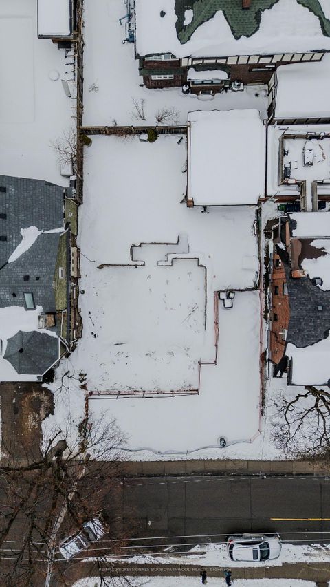 Photo 7 at 291 Indian Road, Swansea, Toronto