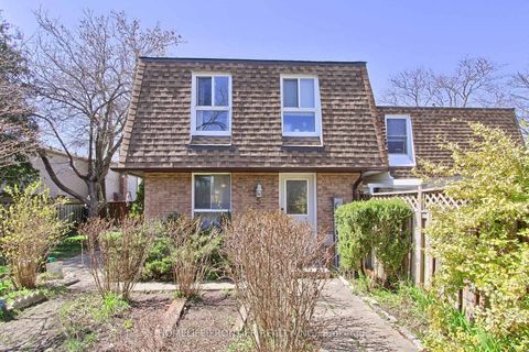 Photo 0 at 5 Penwick Crescent, North Richvale, Richmond Hill