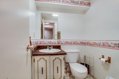 Photo 21 at 5 Penwick Crescent, North Richvale, Richmond Hill