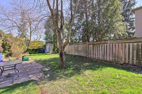 Photo 22 at 5 Penwick Crescent, North Richvale, Richmond Hill