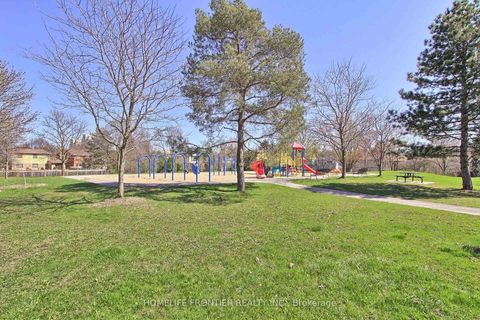 Photo 26 at 5 Penwick Crescent, North Richvale, Richmond Hill