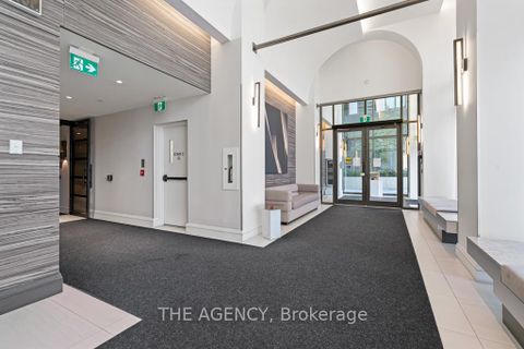 Photo 2 at 4506 - 39 Roehampton Avenue, Mount Pleasant West, Toronto