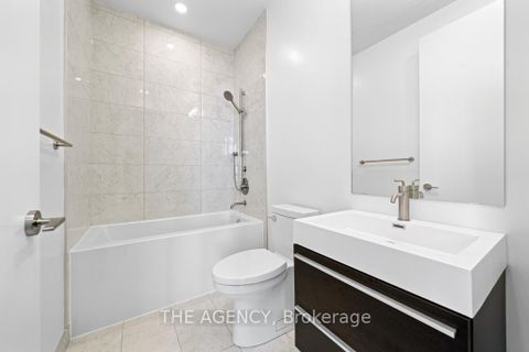 Photo 6 at 4506 - 39 Roehampton Avenue, Mount Pleasant West, Toronto