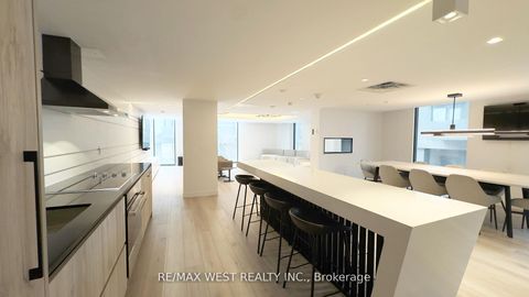 Photo 4 at 630 - 500 WILSON Avenue, Clanton Park, Toronto