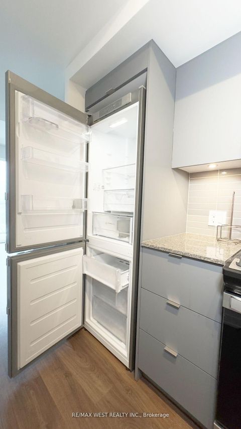 Photo 14 at 630 - 500 WILSON Avenue, Clanton Park, Toronto