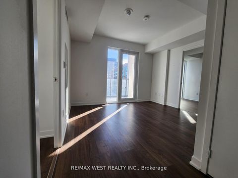 Photo 15 at 630 - 500 WILSON Avenue, Clanton Park, Toronto