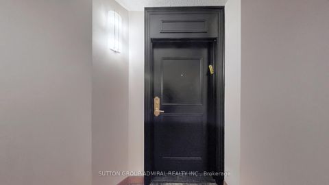 Photo 24 at 407 - 1 Emerald Lane, Yorkhill, Vaughan