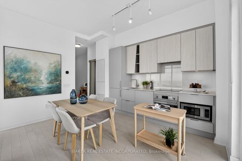 Photo 7 at 6011 - 3900 Confederation Parkway, City Centre, Mississauga