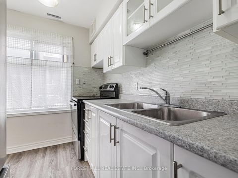 Photo 7 at 25 - 16 Rexdale Boulevard, Kipling, Toronto