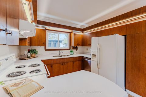 Photo 10 at 179 Windermere Avenue, Swansea, Toronto