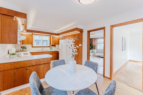 Photo 11 at 179 Windermere Avenue, Swansea, Toronto