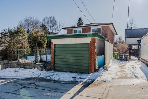 Photo 40 at 179 Windermere Avenue, Swansea, Toronto