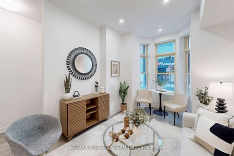 Photo 2 at 118 Peter Street, Waterfront Communities C1, Toronto