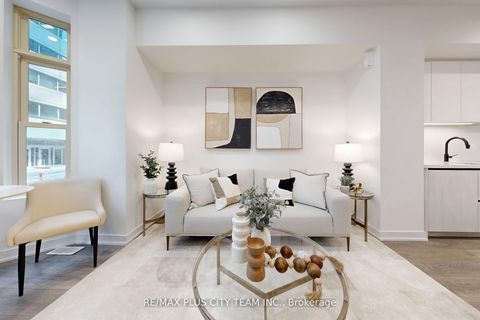 Photo 3 at 118 Peter Street, Waterfront Communities C1, Toronto