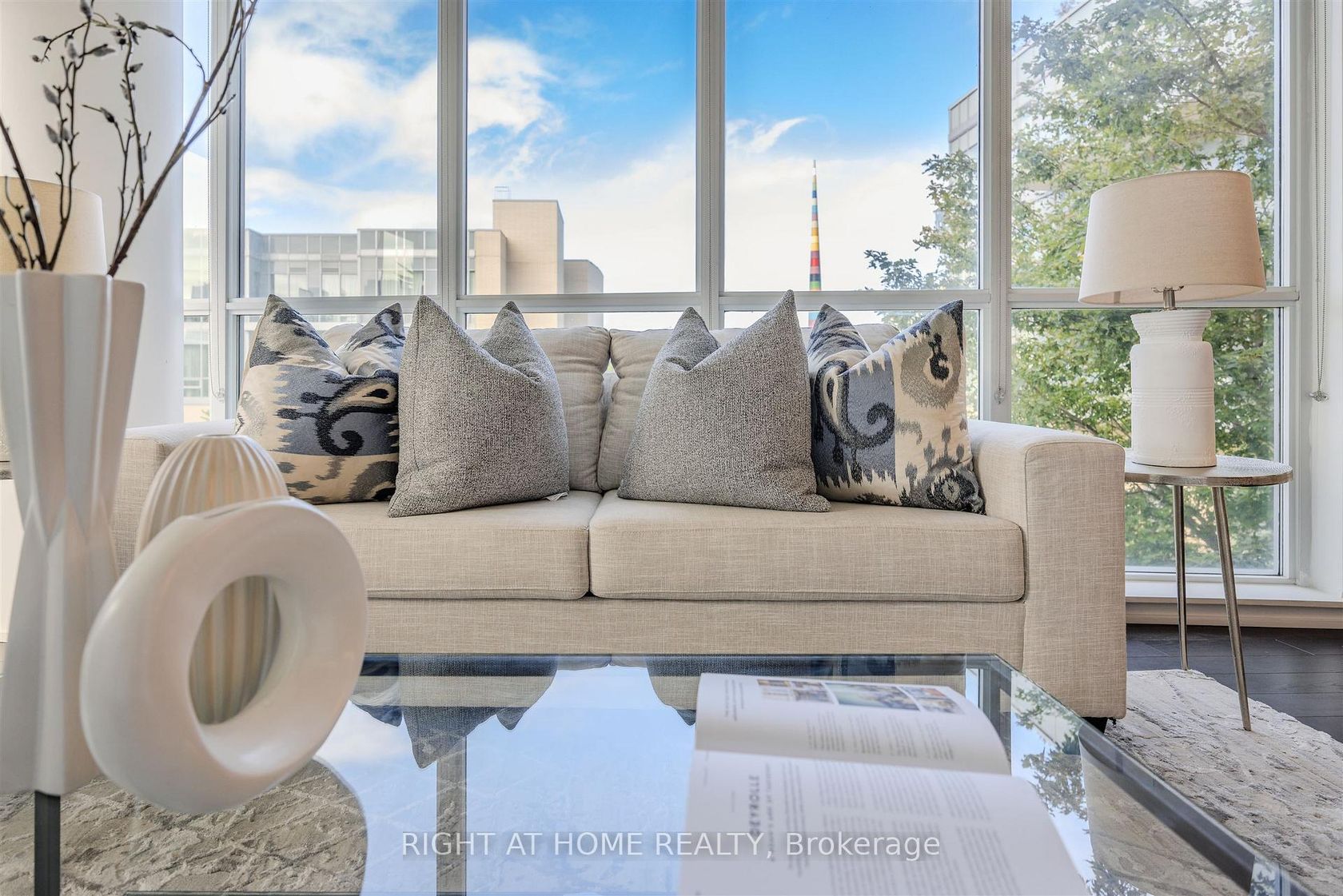 206 - 70 Forest Manor Road, Henry Farm, Toronto 