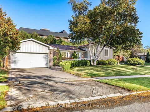 Photo 1 at 93 Mayvern Crescent, North Richvale, Richmond Hill