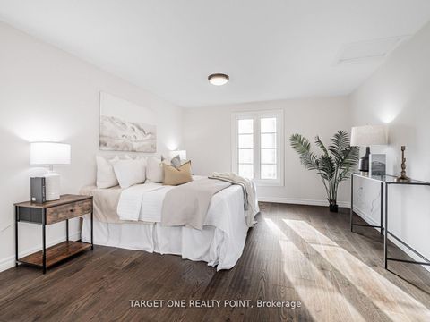 Photo 21 at 93 Mayvern Crescent, North Richvale, Richmond Hill