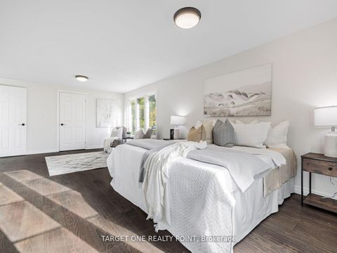 Photo 24 at 93 Mayvern Crescent, North Richvale, Richmond Hill