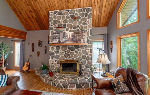 Photo 16 at 136 Riverbank Drive, Pefferlaw, Georgina