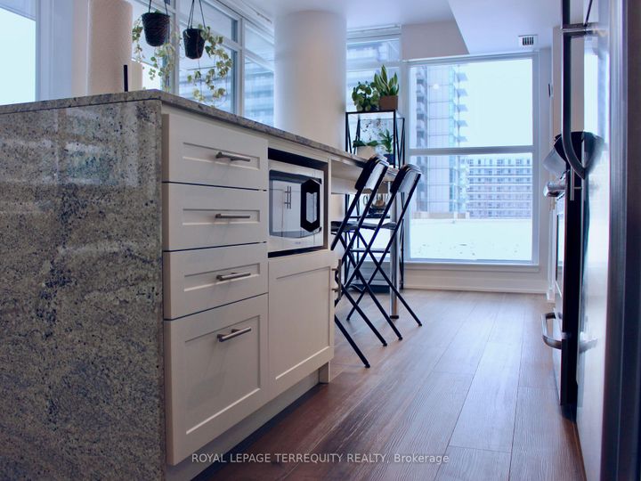 Photo 12 at 221 - 19 Singer Court, Bayview Village, Toronto