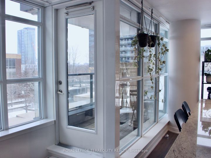 Photo 14 at 221 - 19 Singer Court, Bayview Village, Toronto