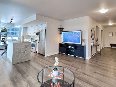 Photo 21 at 221 - 19 Singer Court, Bayview Village, Toronto