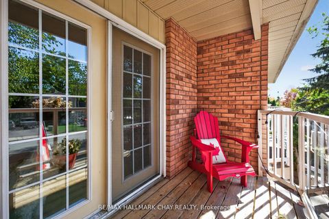 Photo 12 at 155 Maple Avenue, City Centre, Barrie