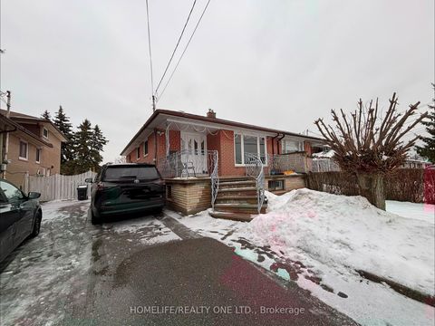 Photo 2 at 77 Newlin Crescent, Jane Heights, Toronto