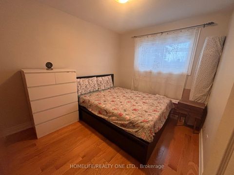 Photo 15 at 77 Newlin Crescent, Jane Heights, Toronto