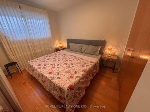 Photo 17 at 77 Newlin Crescent, Jane Heights, Toronto