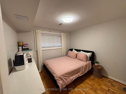 Photo 22 at 77 Newlin Crescent, Jane Heights, Toronto