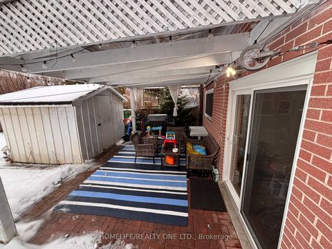 Photo 36 at 77 Newlin Crescent, Jane Heights, Toronto