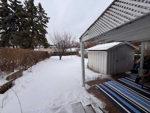 Photo 37 at 77 Newlin Crescent, Jane Heights, Toronto