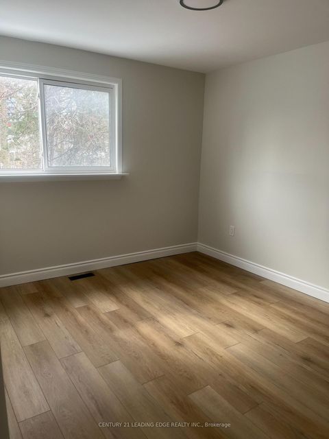 Photo 7 at 24 King Henrys Boulevard, Sullivan, Toronto