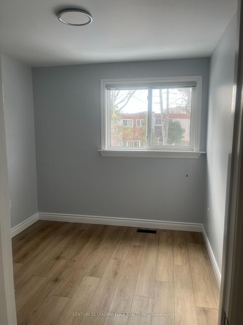 Photo 8 at 24 King Henrys Boulevard, Sullivan, Toronto