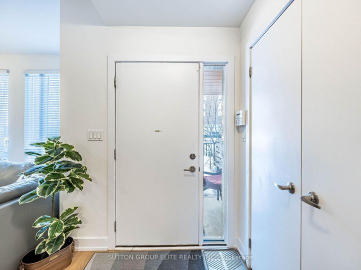 Photo 4 at 106 - 128 Fairview Mall Drive, Don Valley Village, Toronto