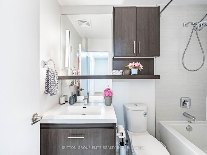 Photo 26 at 106 - 128 Fairview Mall Drive, Don Valley Village, Toronto