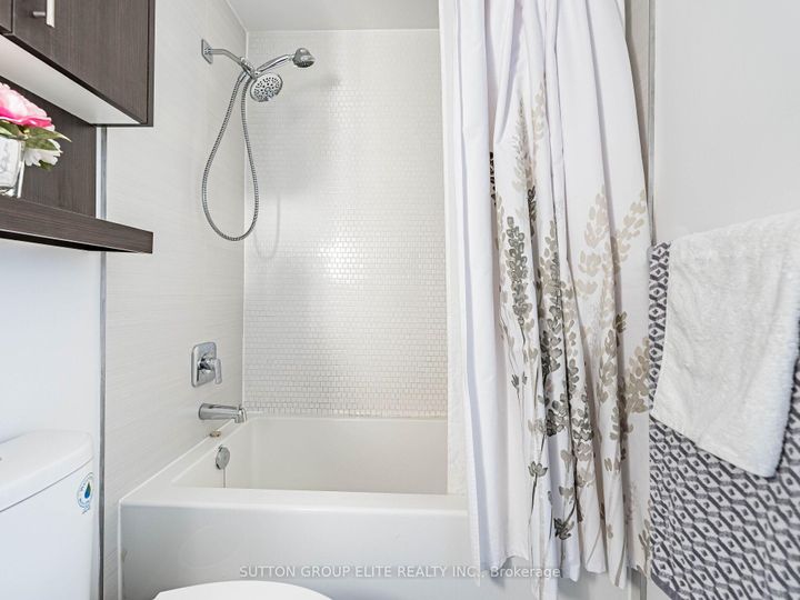 Photo 27 at 106 - 128 Fairview Mall Drive, Don Valley Village, Toronto