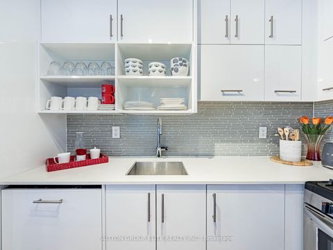 Photo 11 at 106 - 128 Fairview Mall Drive, Don Valley Village, Toronto