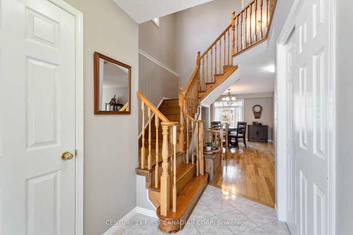 Photo 4 at 49 Foxtrot Drive, Stoney Creek Mountain, Hamilton