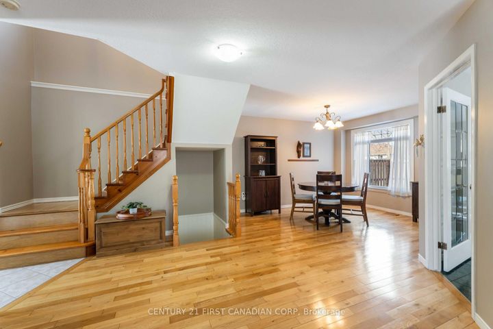 Photo 7 at 49 Foxtrot Drive, Stoney Creek Mountain, Hamilton