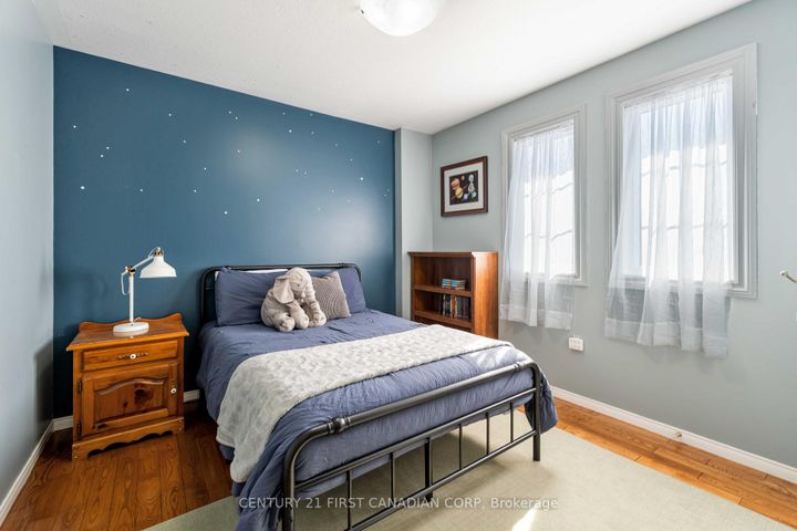 Photo 17 at 49 Foxtrot Drive, Stoney Creek Mountain, Hamilton