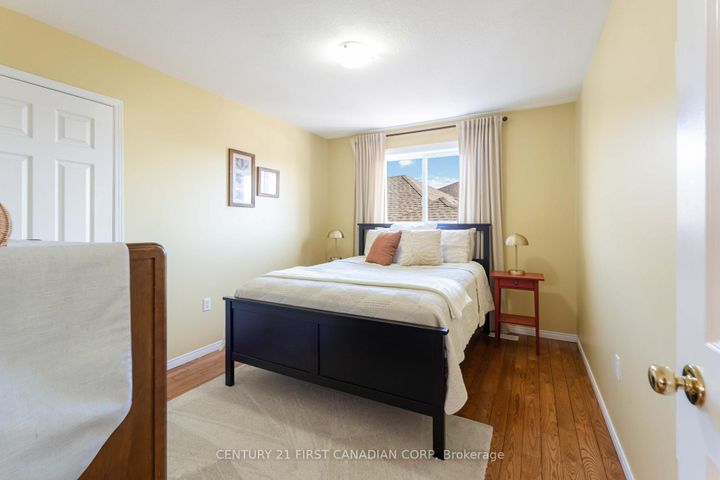 Photo 20 at 49 Foxtrot Drive, Stoney Creek Mountain, Hamilton